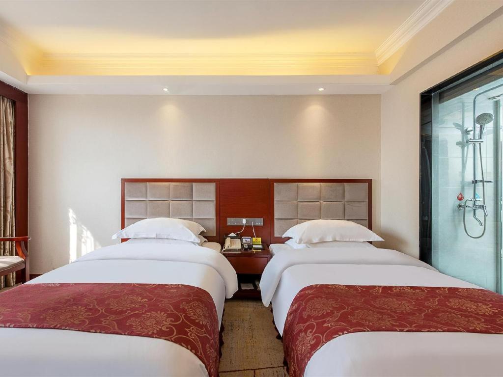 โอเวอร์ซีส์ ไชเนส โฮเต็ล Hotel จูไห่ ภายนอก รูปภาพ