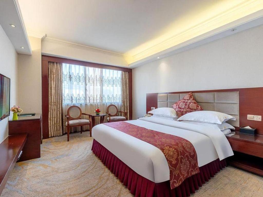 โอเวอร์ซีส์ ไชเนส โฮเต็ล Hotel จูไห่ ภายนอก รูปภาพ