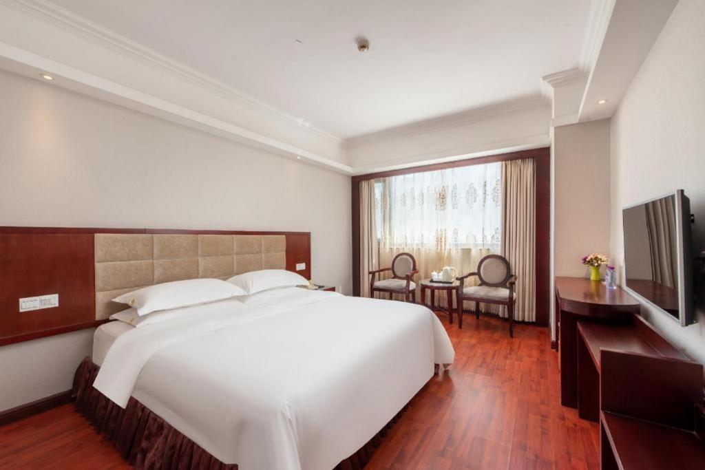 โอเวอร์ซีส์ ไชเนส โฮเต็ล Hotel จูไห่ ภายนอก รูปภาพ